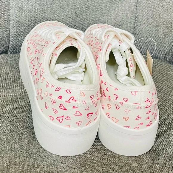 Joie White Platform Laced Low Top Sneaker w/ Watercolor Heart Pattern - $188 NWT - Picture 4 of 6